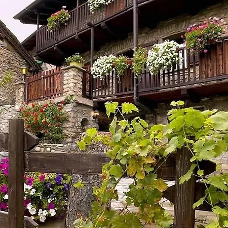 Il Castello Di Darany